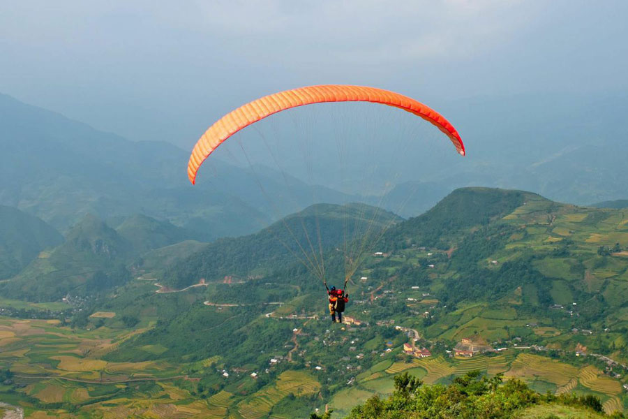 Cảm giác tuyệt vời khi chơi dù lượn