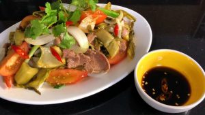 Thịt bò xào dưa chua